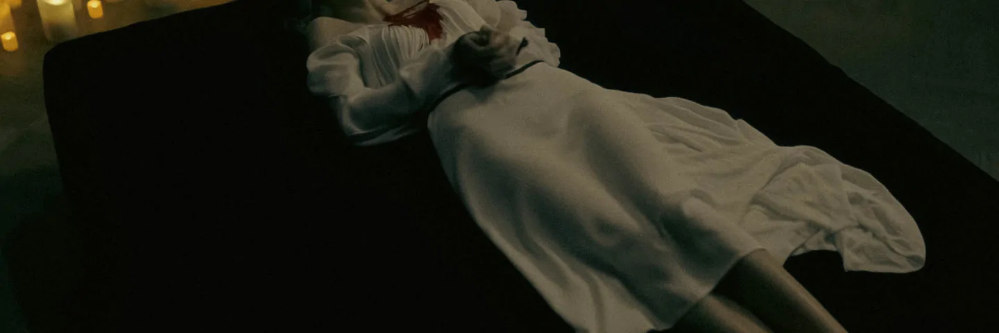 Кадр из 12 серии 1 сезона