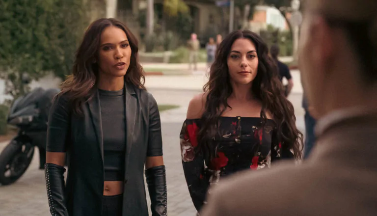 Момент из 9 серии 4 сезона