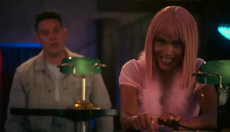 Момент из 8 серии 6 сезона